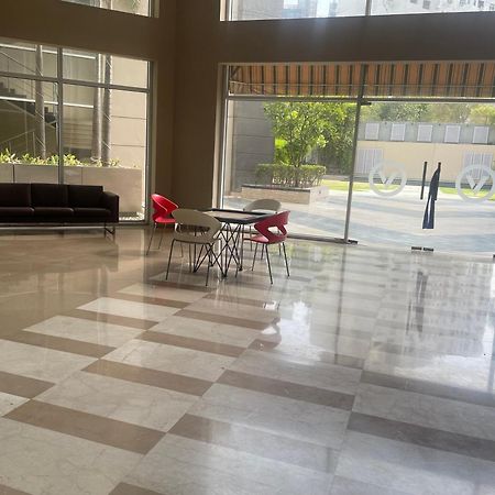 Hotel V Retreat Gurgaon Zewnętrze zdjęcie