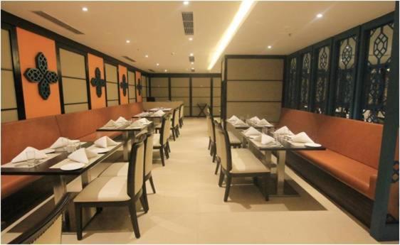 Hotel V Retreat Gurgaon Zewnętrze zdjęcie