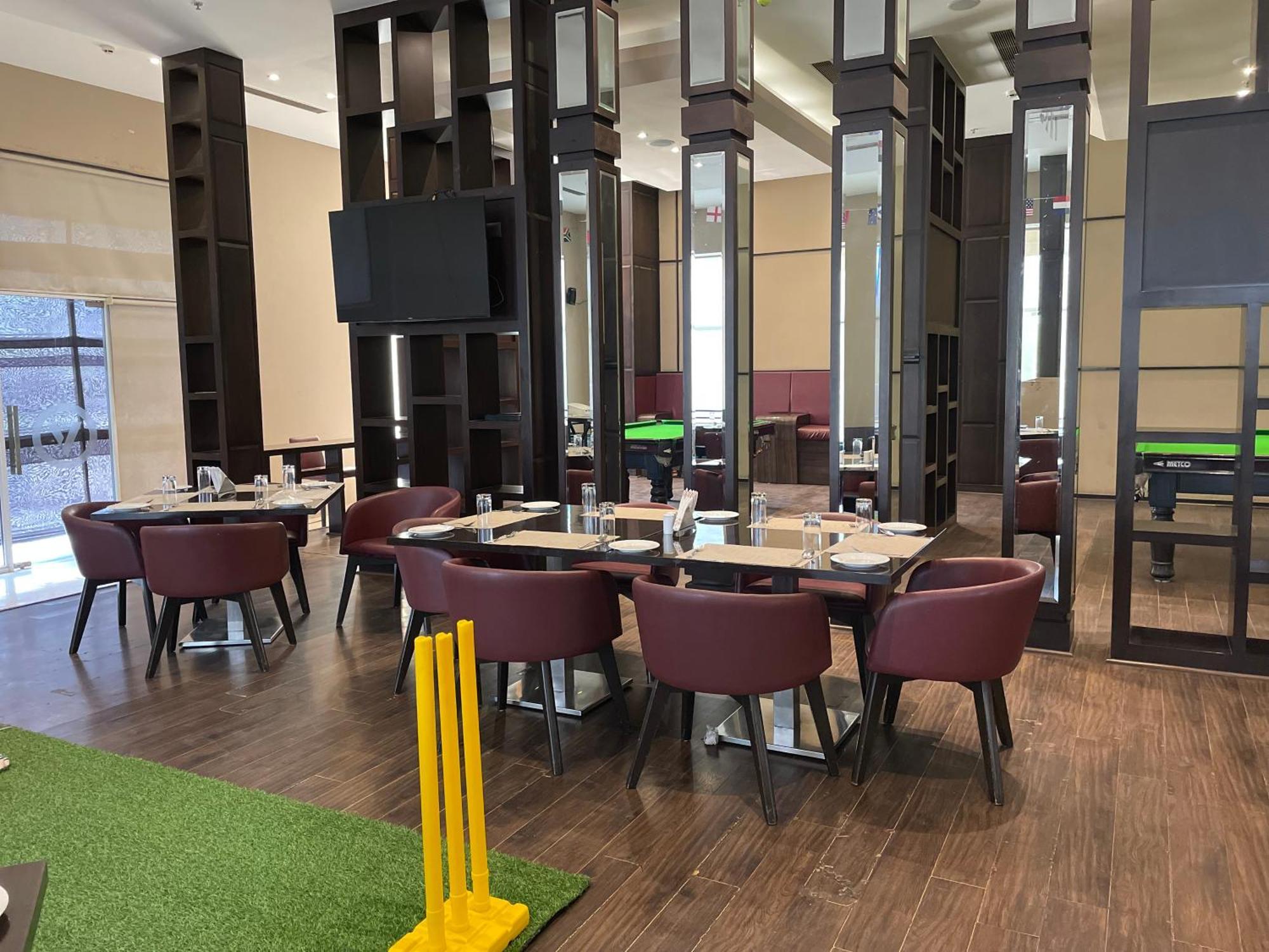 Hotel V Retreat Gurgaon Zewnętrze zdjęcie