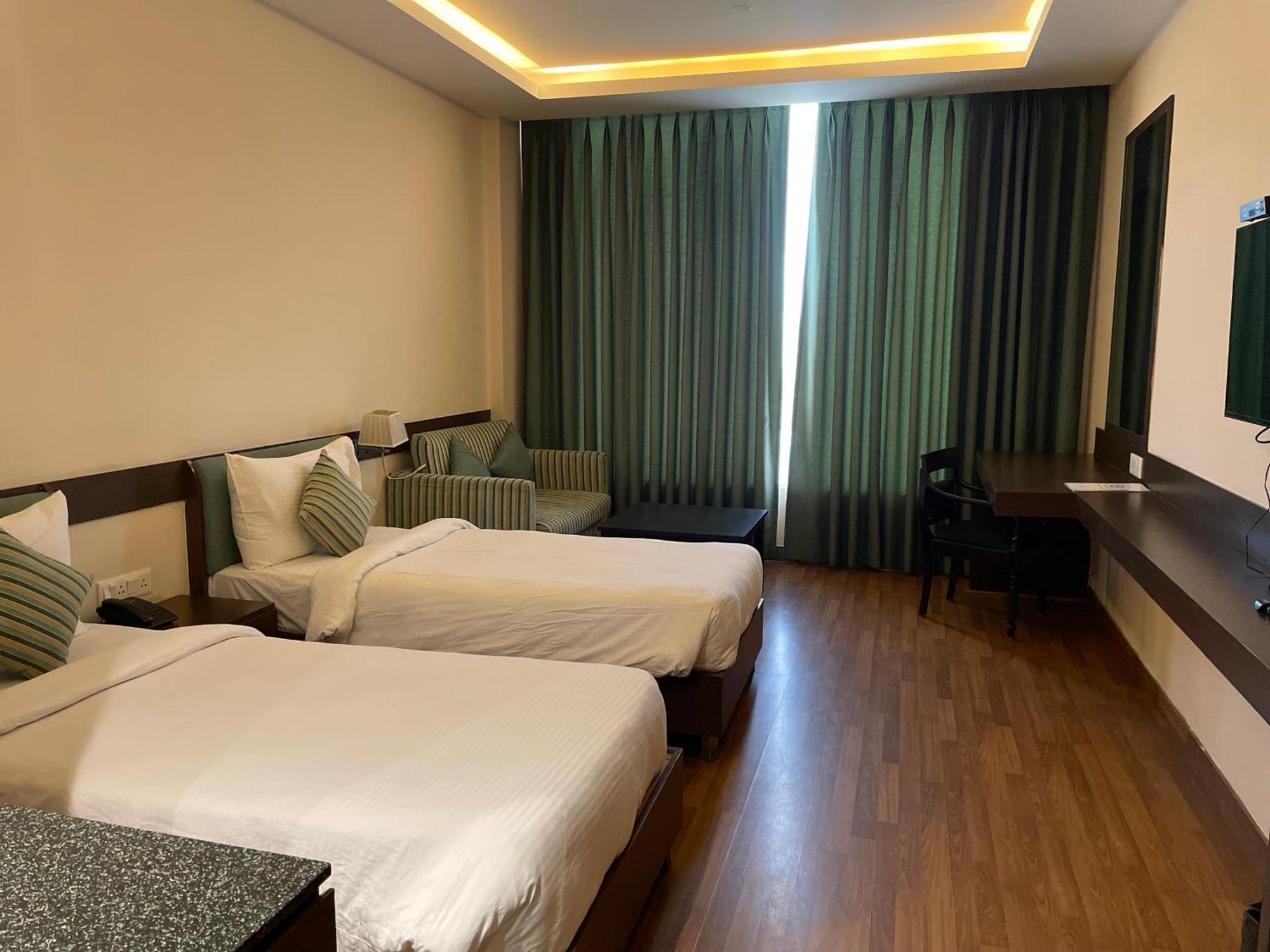 Hotel V Retreat Gurgaon Zewnętrze zdjęcie